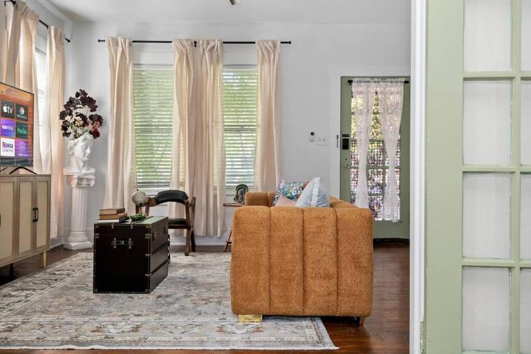 Central Apt Near DT, Pearl, Breckenridge Park - Bed and Breakfast San Antonio