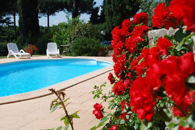 Ai due Cedri - B&B Capranica