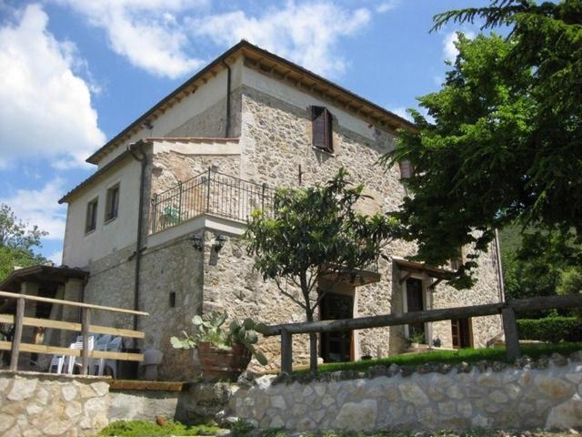 Il Casale Di Mario - B&B Montecchio