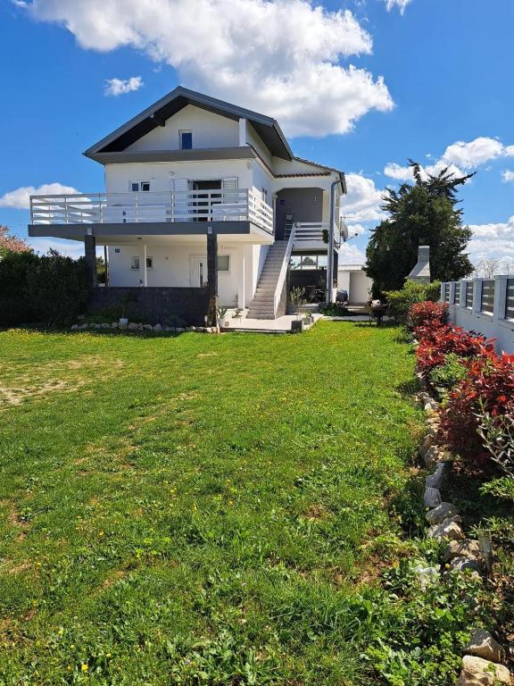 Apartmani Fulir - B&B Vrsi