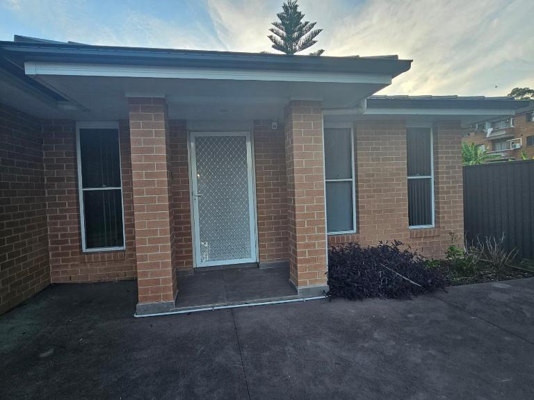 Convenient New Private granny flat - B&B Gabramatta