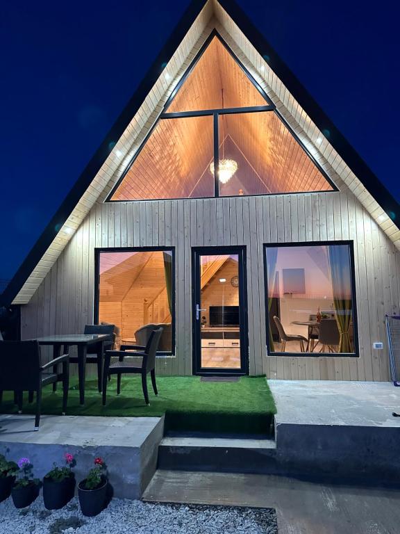 Casa de lemn 1,Tip A - B&B Corbu