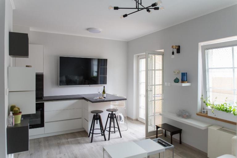 Modern stay in the heart of Bled by Pintar Apartments - Chambres d'hôtes Bled