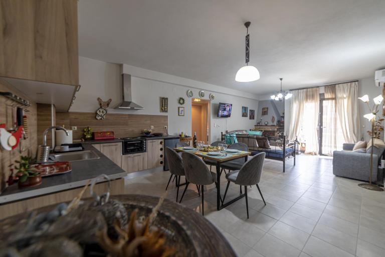 Meteοra Sunshine Apartment - B&B Kalambaka