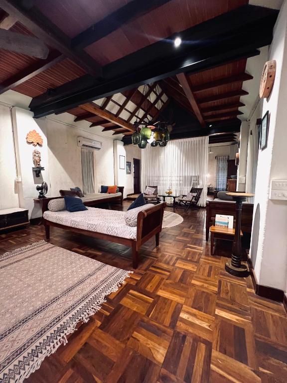 Svarna Heritage - Bed and Breakfast Kalliānpur