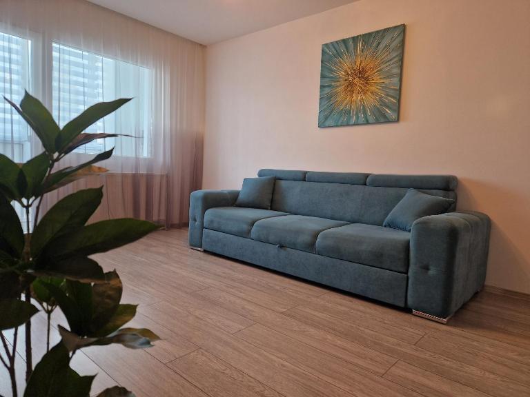 Turquoise apartment - Ferienwohnung Petroşani