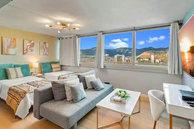 Waikiki Beach 1Bedroom Luxury Condo! - Bed and Breakfast Honolulu