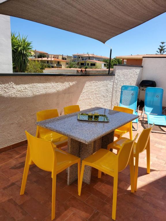 Veranda Privata e BBQ -Comfort Moderno per 4 La Caletta - B&B San Giovanni