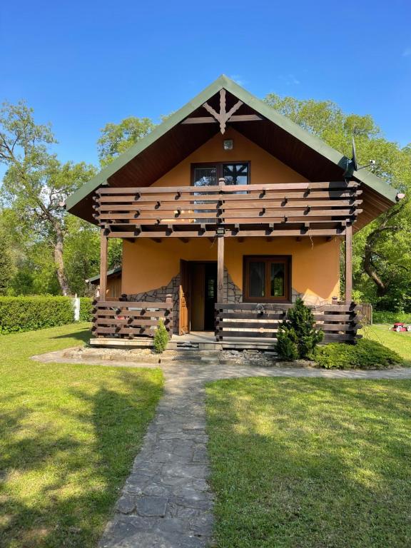 Domek Letniskowy w Krzemiennej - Bed and Breakfast Krzemienna