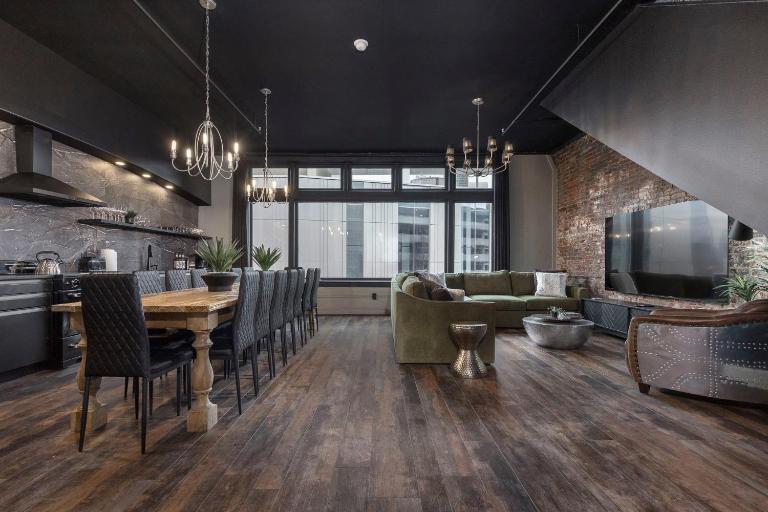 Penthouse Grand Executive Suite - Ferienwohnung Louisville