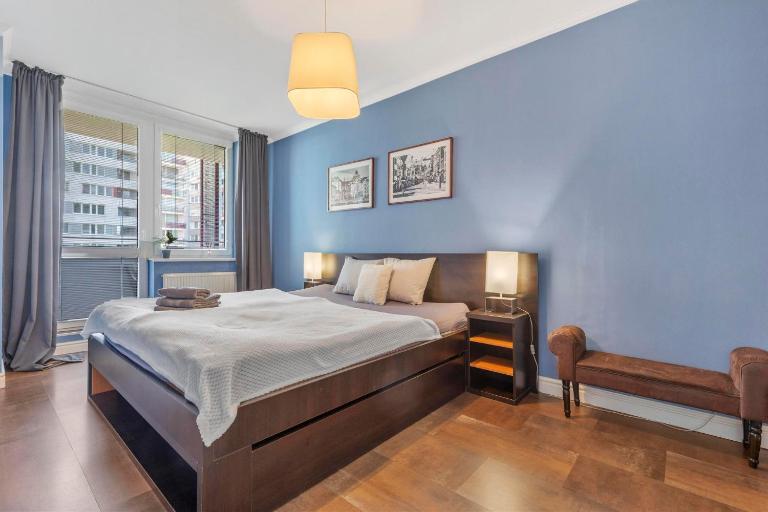 Tomato Apartment - With free parking - Chambres d'hôtes Bratislava