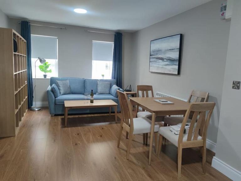Blacklion prime location apartment - Ferienwohnung Blacklion