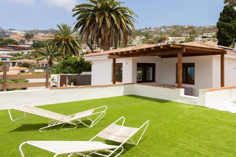 Home2Book Villa Alessandro, Design & Comfort - B&B El Sauzal