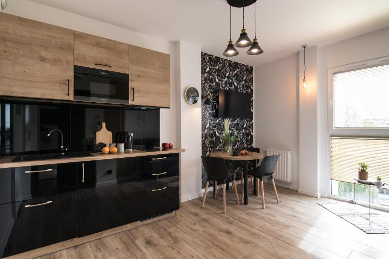 Heron - 77 Apartments Wigury - Dostęp na KOD - Parking - Smaczna Kawa - Centrum - Blisko Piotrkowska - Galeria - Widok na miasto - Klimatyzacja - 7 piętro - FV - Ferienwohnung Łódź
