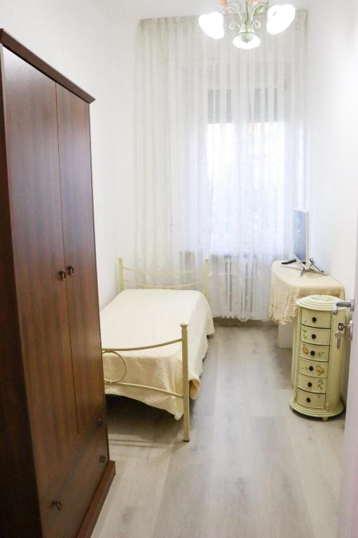 La Casa di Piccolì di Gabriele Martelli e Catia Pacetti - Camera Coccinella - B&B Ancona