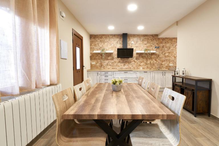 Casa Rural El Paloteo - B&B Segovia