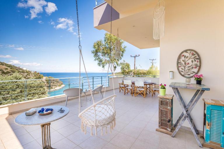 Spacious Villa by the sea - Ferienwohnung Pefkáli