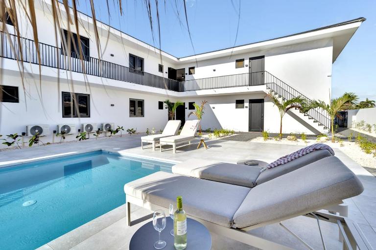 Villa Valena Apartment 10 with Cooling Pool - B&B Kralendijk