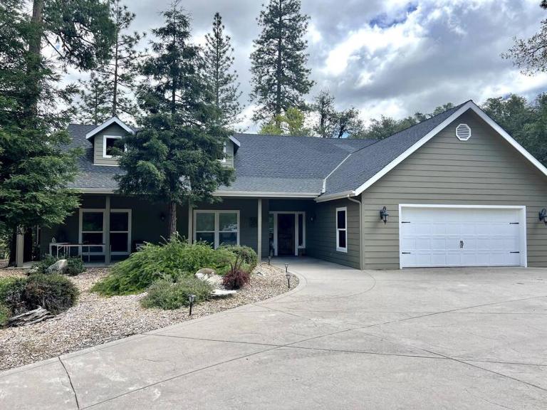 Sierra Summer House by Yosemite - B&B Ahwahnee