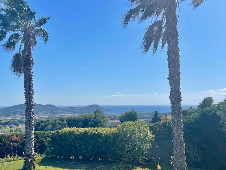 Villa superbe vue mer calme sans vis-à-vis - B&B La Cadière-d'Azur