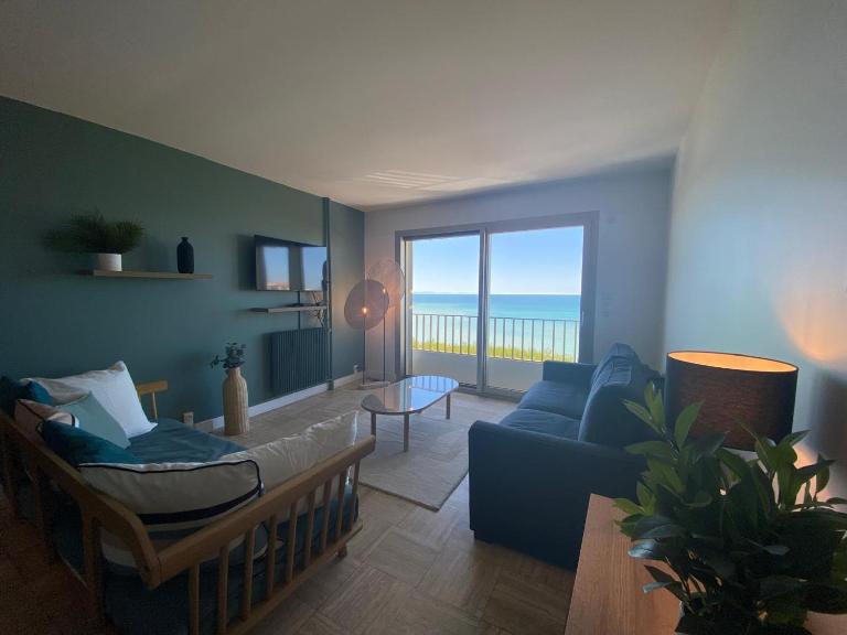 Studio moderne à Biarritz avec parking et vue océan - FR-1-239-1040 - Bed and Breakfast Biarritz