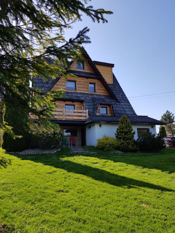 Dom Górski Klimat-Willa 160 m2 z wewnętrzną sauną fińską, zniżki do Term Gorący Potok - B&B Zakopane