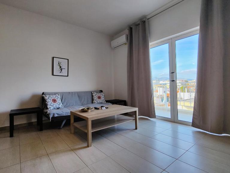 Elia Spata Holiday Apartment - Chambres d'hôtes Spáta