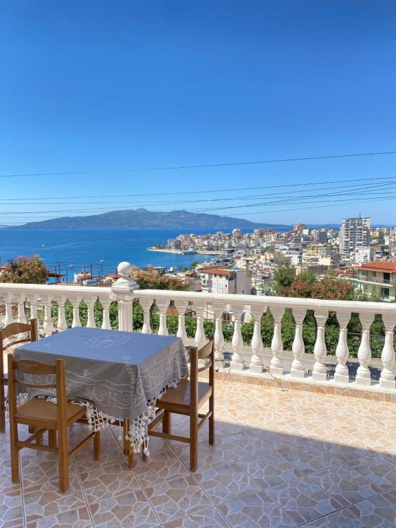 Vila Yasmin 38 - Chambres d'hôtes Saranda