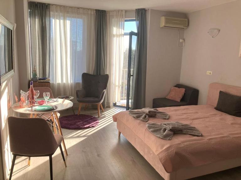Joy Apartment Sunny Beach - Chambres d'hôtes Slanchev Bryag