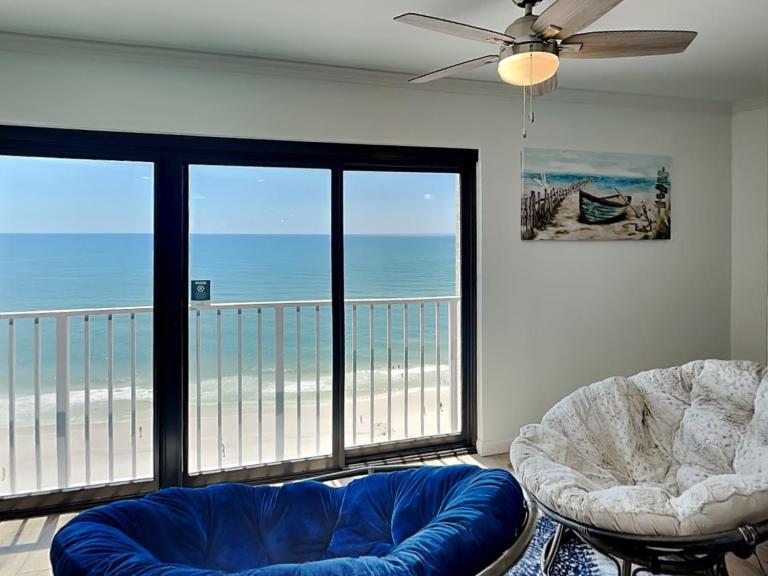 Gulf Tower #12C - B&B Gulf Shores