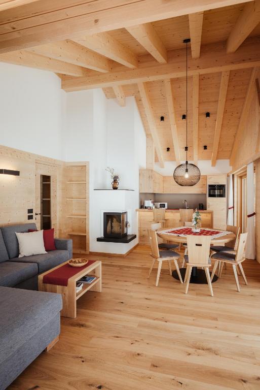 Chalet Lärchenhof - B&B Colfosco