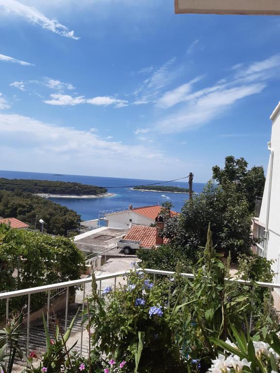 Vlado - B&B Primošten