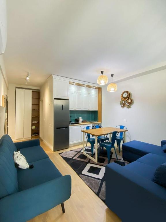 Albanian Dream Escape Apartment - B&B Golem