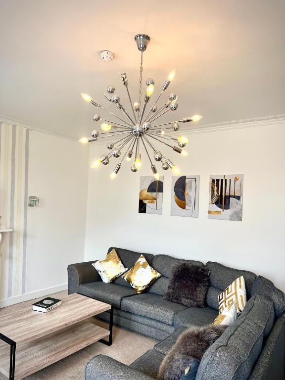 Private Parking, Urban Comfort & City Haven - Ferienwohnung Plymouth