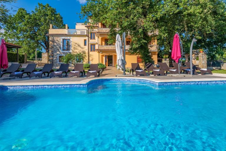 Villa Tupljak, luxury and comfort in a hidden summer hideout - Ferienwohnung Gromnik