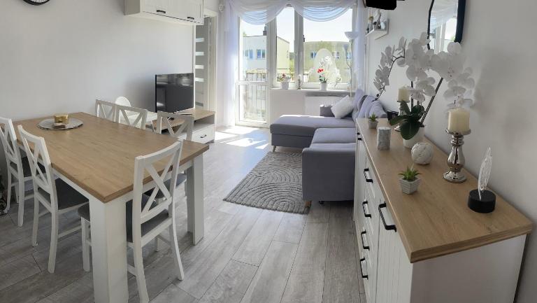 Mieszkanie na wakacje z wyposażeniem - Bed and Breakfast Ustka