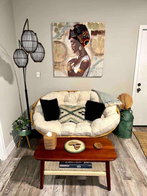 Boho Bungalow near TU/DT/Cherry St/Expo Center - B&B Tulsa