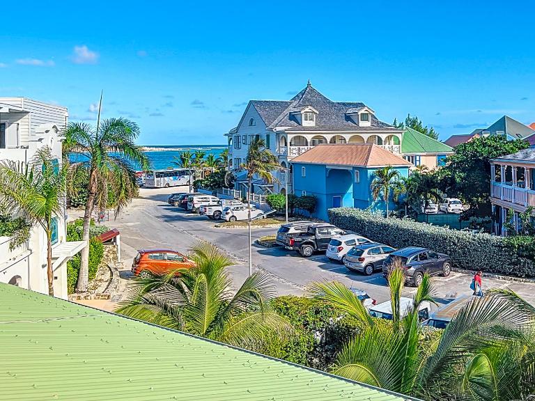 Kamaoli 50 m from the beach and restaurants - B&B Orient Bay