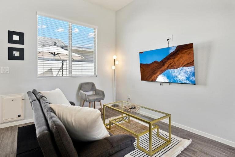 Dreamlight Modern Home in Casa Grande with Pool,BBQ - B&B Casa Grande