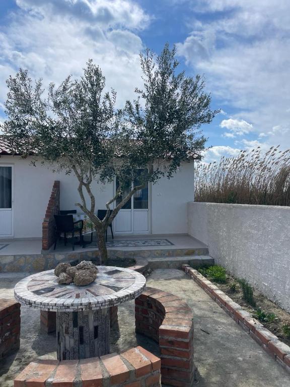 Diarla's Home 4 - B&B Darëzeza e Re