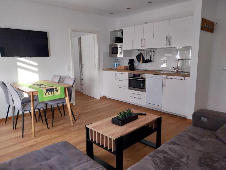 Homburger 14 - Appartment Neunkirchen - Ferienwohnung Neunkirchen