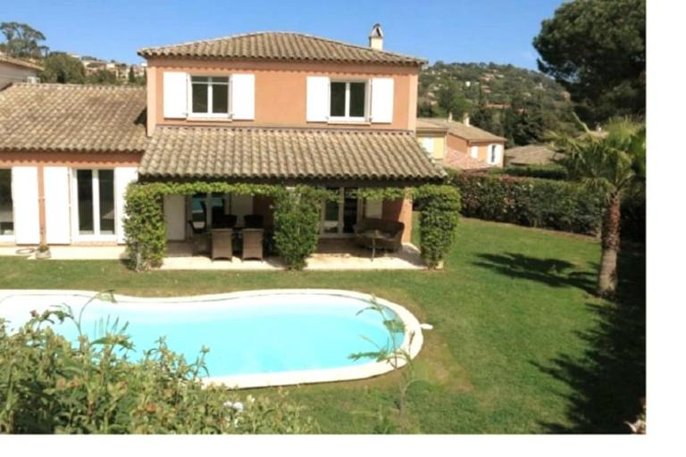 Charmante villa avec piscine - Golfe St Tropez - B&B La Croix-Valmer