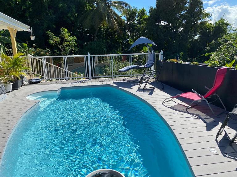 Charmant Bungalow Petit-Canal Le Moule Piscine Terrasse Jardin - B&B Petit-Canal