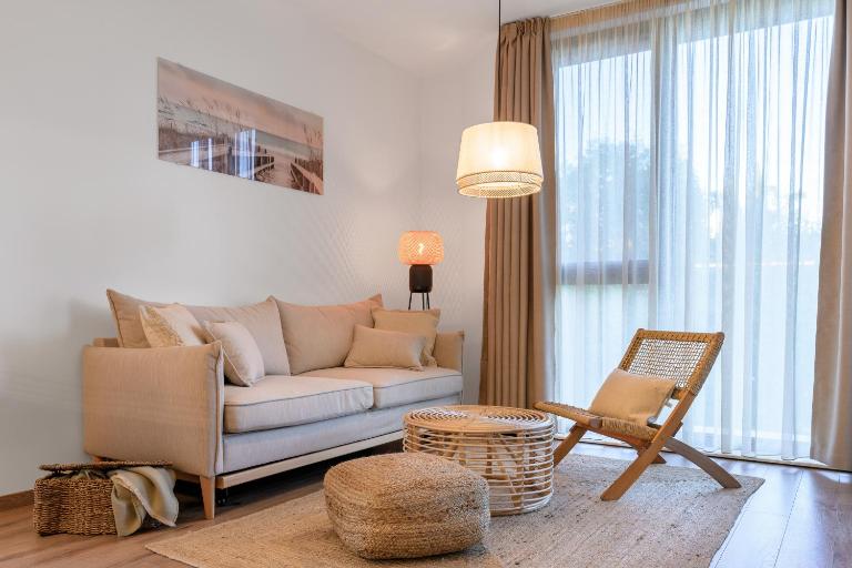 Boho Sea View One-bedroom Pool & SPA apartment - Chambres d'hôtes Sv. Konstantin i Elena