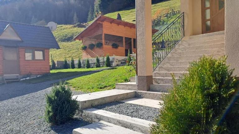 Cabana Lazea - B&B Arieşeni