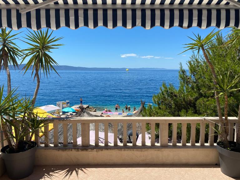 Villa Spomenka - Bed and Breakfast Podgora