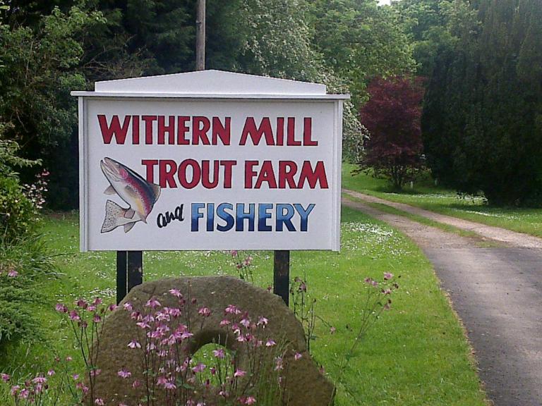 Withern Mill Trout Farm - Ferienwohnung Great Carlton