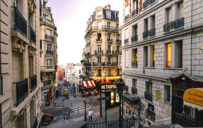 Paris Montmartre Sacre Coeur duplex - B&B Parigi