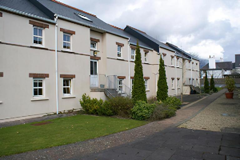 Sheraton Lodge Apartments t12e309 - Bed and Breakfast Cork