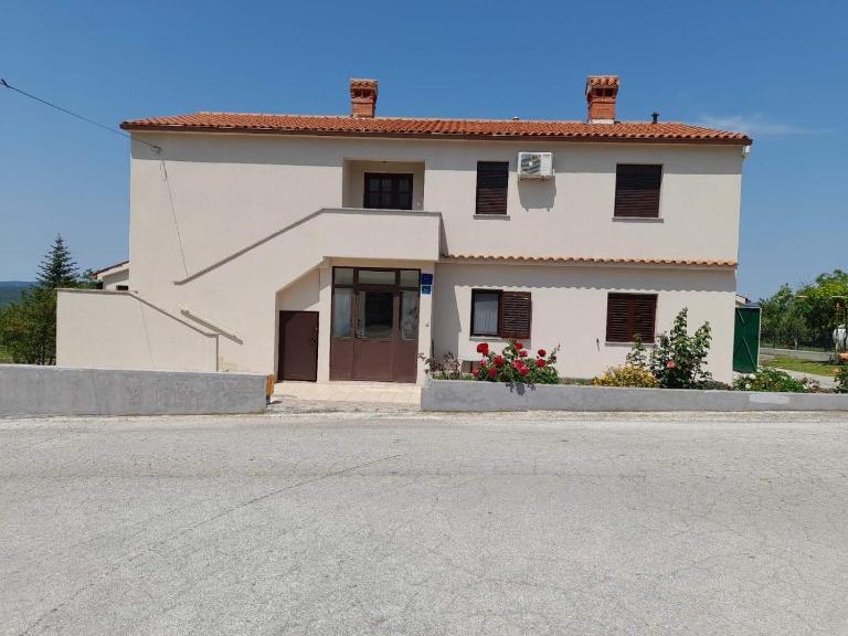Ema - B&B Labin